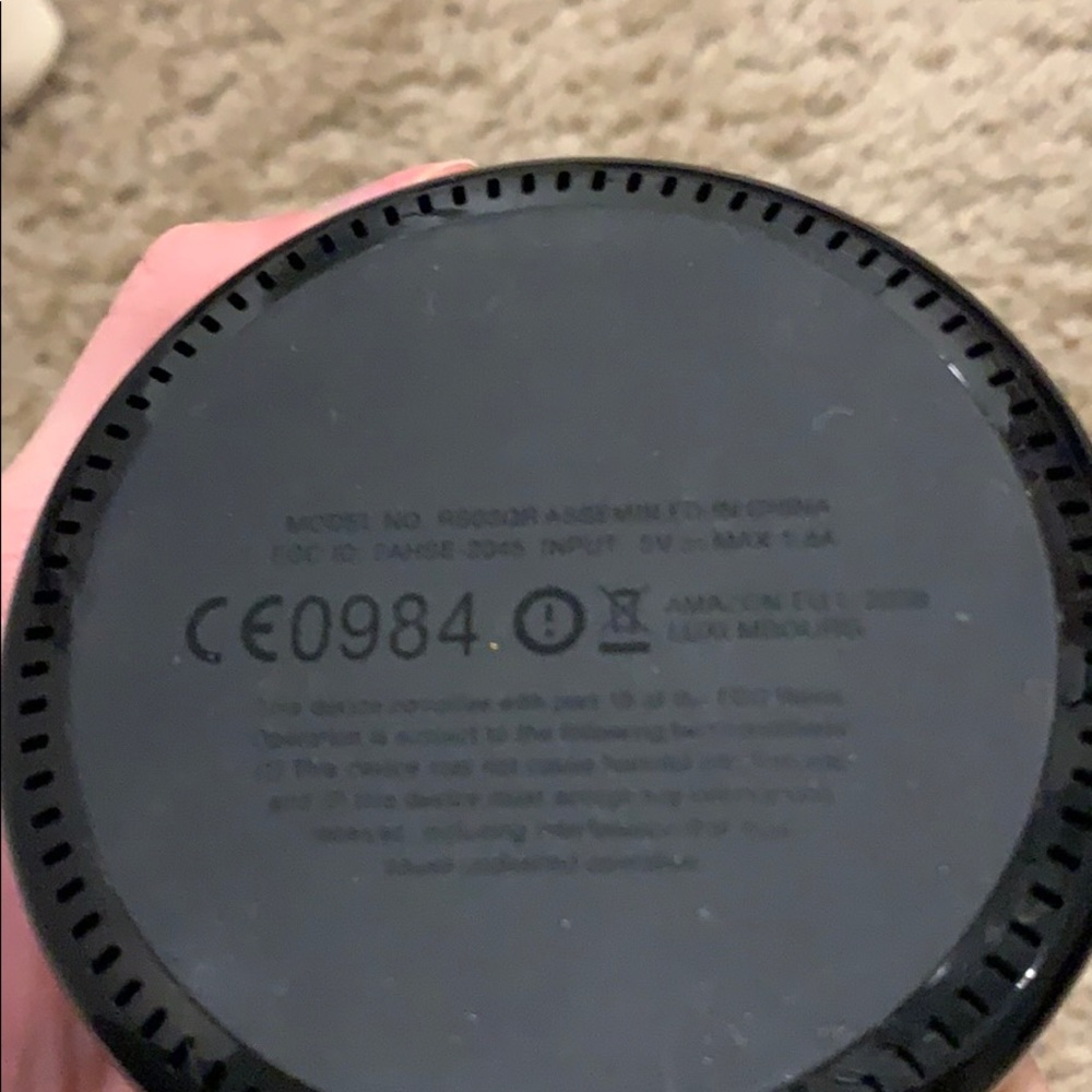 Amazon dot - Picture 3 of 3